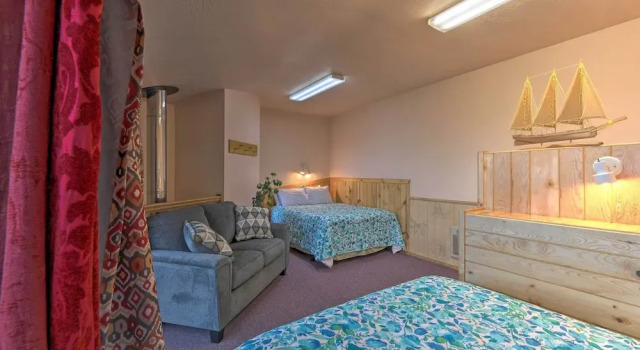 Sanderling Sea Cottages, Unit 2: Walk to Coast!, Buchen Sie Ferienhaus San Marine USA