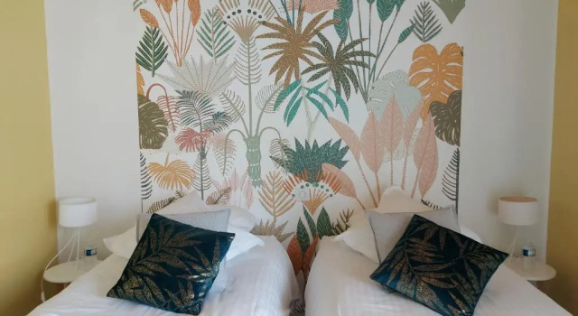 Ome sweet home, Réserver Hôtel Laubressel 