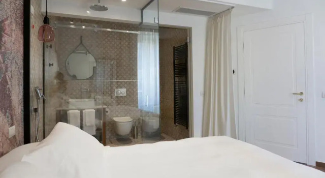 Il Caruggio Rooms&Breakfast, Забронировать Отель Варацце Ривьера-делле-Пальме, рядом с Туристический порт Варацце