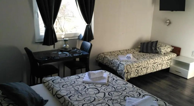 Guest House First Stop, Book Pension Rakovica Karlovac county