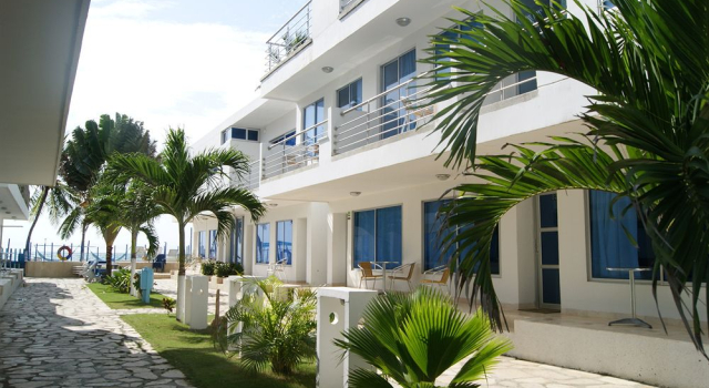 Hotel Portoalegre, Book Hotel Hoteller i Covenas med pool, Swimmingpool
