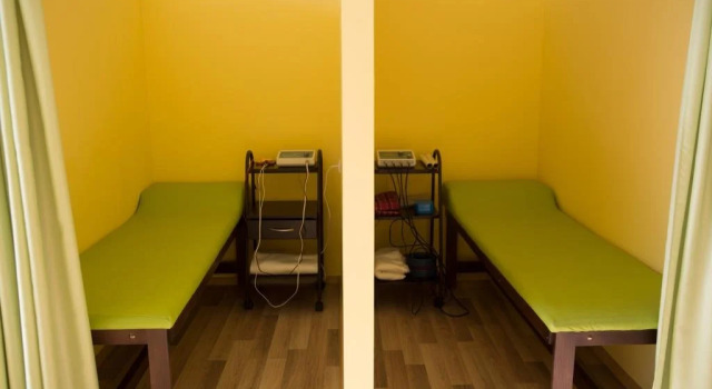 Hotel-Clinic Dr. Gechevi, Varaa Hotelli Pavel Banya Stara Zagora