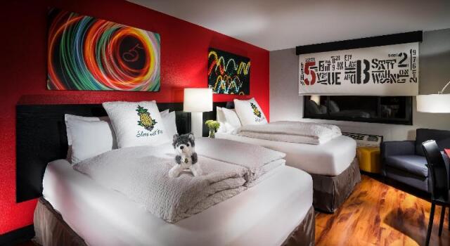 Двухместный номер Metro Staypineapple, Hotel FIVE, Downtown Seattle