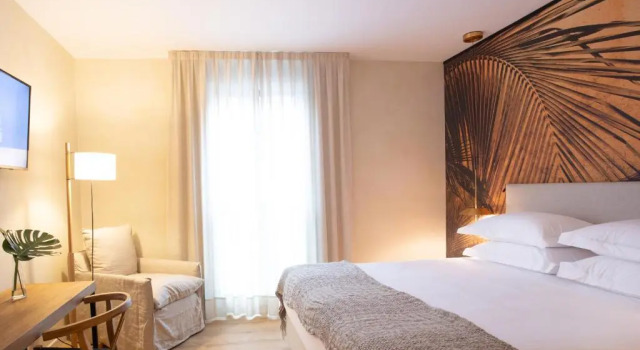 Номер Deluxe Ciutat de Girona