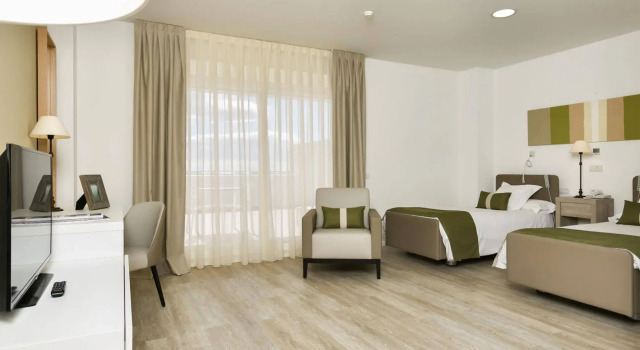 Aldea La Quinta Health Resort, Забронировать Курортный отель Отели Марбелья с завтраком, Завтраки