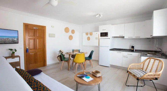 Апартаменты Standard ALTAVISTA APARTAHOTEL-Adults Only over 14