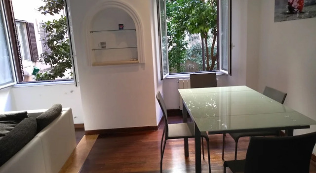 Catone 21 apartment, Забронировать Апартаменты/квартира Отели Рима с парковкой, рядом с Собор Святого Петра, Парковка