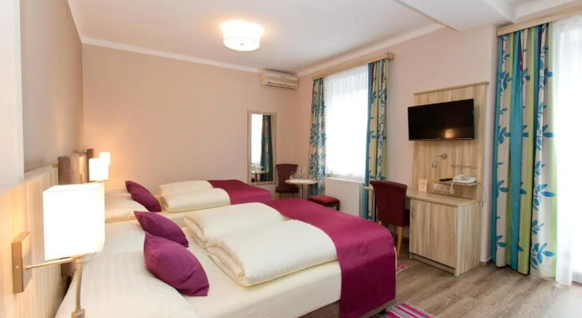 Номер Superior HOTEL junior by MAX 70