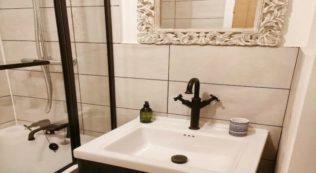 Апартаменты Chic 1 Bed Flat Zone 2 Hampstead Swiss Cottage