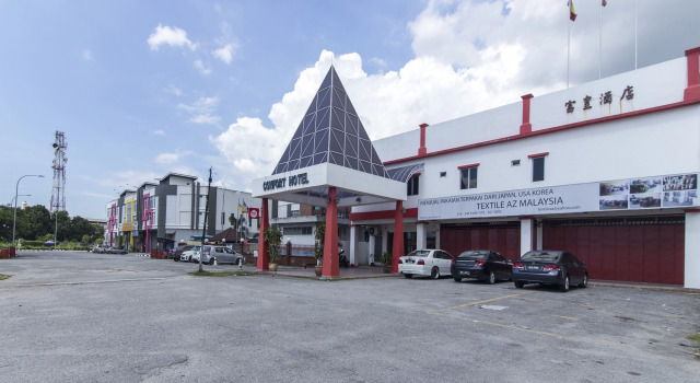 Super OYO 484 Comfort Hotel Kapar, Забронировать Отель Отели Капар с парковкой, Парковка