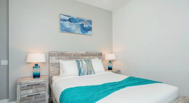 Апартаменты с 3 комнатами с балконом Stylish and Contemporary Vista Cay Hideaway - Lake View 3bd/2ba #3vc4126