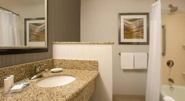 Студия Courtyard by Marriott Hanover Lebanon