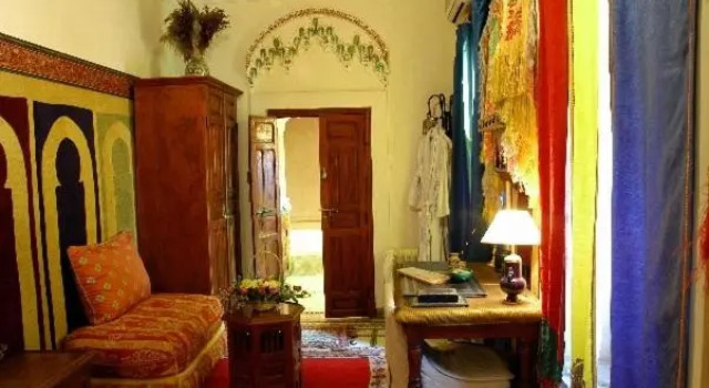 Camera Standard Riad Dalia