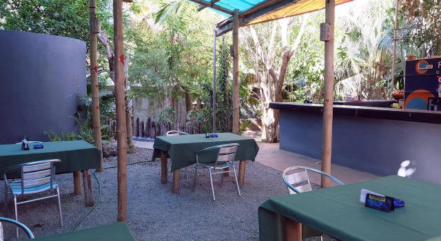La place, Book Hotel Lapu Lapu 