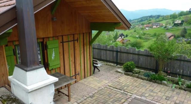 Коттедж с 3 комнатами Gites Les Lupins avec Sauna et petit déjeuner inclus 2 a 4 personnes