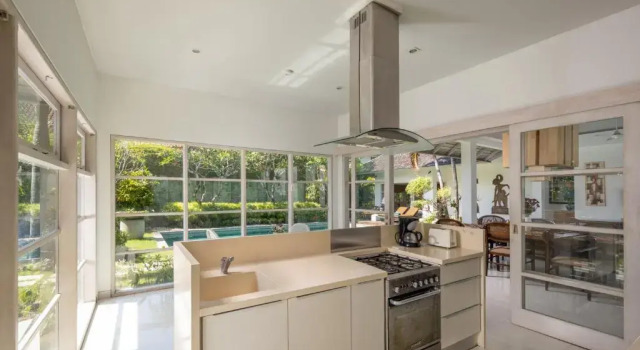 Вилла 2BR Private Villa Seminyak, Villa Kiran One