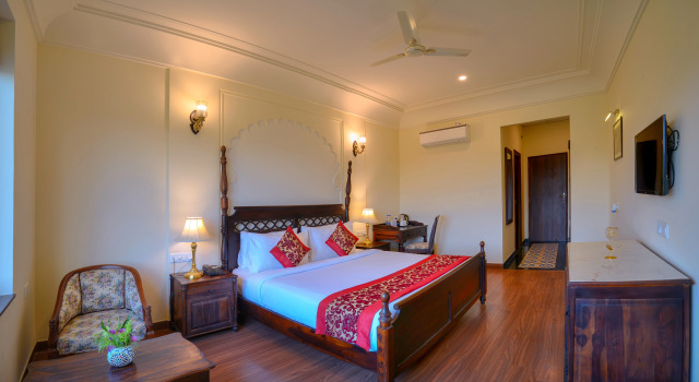 Номер Deluxe WelcomHeritage Mount Valley Resort Ranthambore