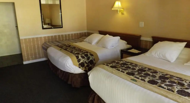 Четырёхместный номер Standard Sage Motel