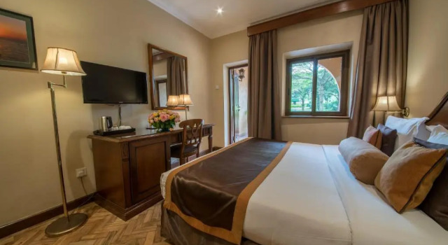 Deluxe Double room with balcony Speke Hotel 1996 Ltd