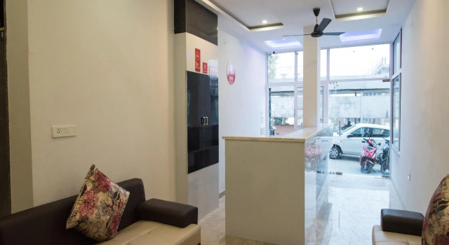 Capital O 10147 Hotel Icon, Забронировать Отель Отели штата Раджастхана 3 звезды, 3*