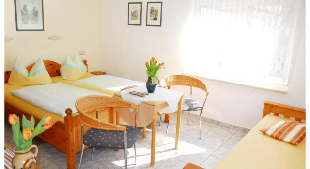 Camera tripla Standard Pension Alter Zausel