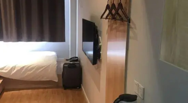 Phoenix Shuicheng Holiday Hotel, Prenota Hotel Hotel a Shandong con parcheggio, Parcheggio