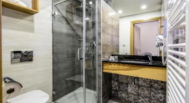 Двухместный номер Standard с балконом Gold Hotel