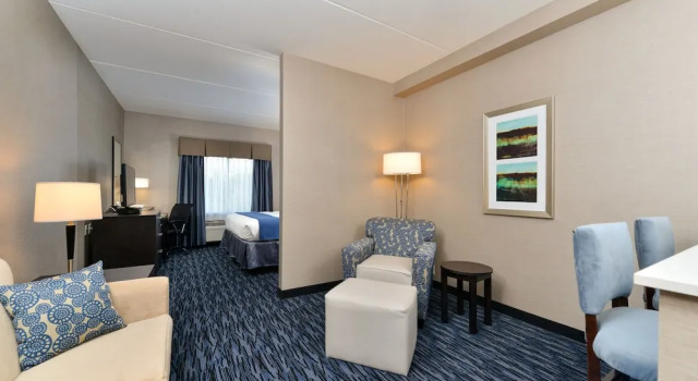Одноместный люкс Holiday Inn Express & Suites Peekskill-Lower Hudson Valley by IHG