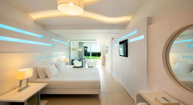 Полулюкс с видом на сад Mitsis Bali Paradise