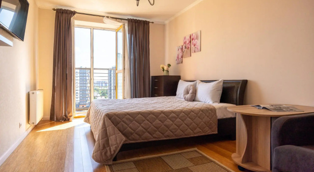Апартаменты LovelyHome 39 (ЛавлиХоум 39) на улице Дадаева 63