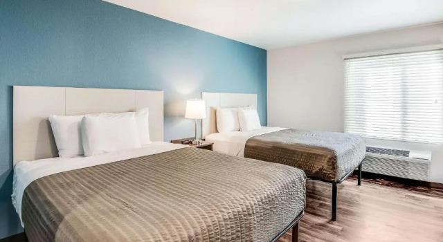 Четырёхместный номер Standard WoodSpring Suites West Des Moines
