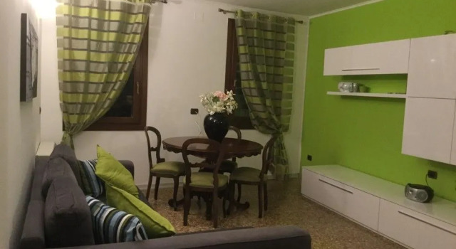 Ve.N.I.Ce. Cera Residenza degli Artisti, Забронировать Апартаменты/квартира Апартаменты Венеции, рядом с Железнодорожный вокзал Венеция Санта Лючия, Апартаменты/квартира