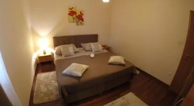 Apartments and Rooms Tino, Забронировать Апартаменты/квартира Сегет Доньи Трогир