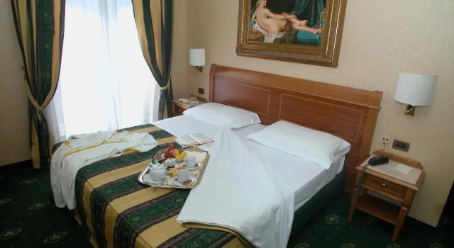 Номер Deluxe Colonna Hotel