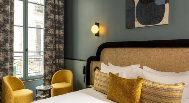Двухместный номер Standard с балконом Hotel Tiquetonne