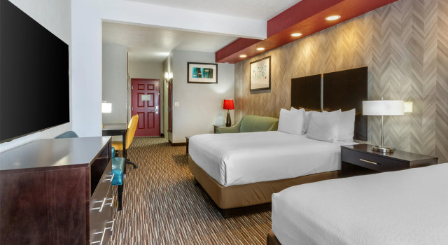 Четырёхместный люкс Best Western Plus Gallup Inn & Suites