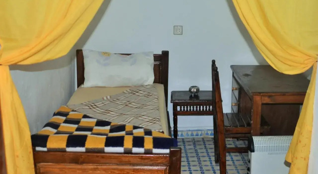 Moroccan Dream Hostel, Book Hostel / Vandrerhjem Hostels i Fez, nær Batha Square, Hostel / Vandrerhjem