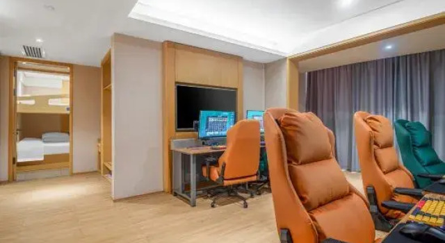 Кровать в общем номере Jinnang Idea E-Sports Hotel (Hengyang Yintai Hongcheng)