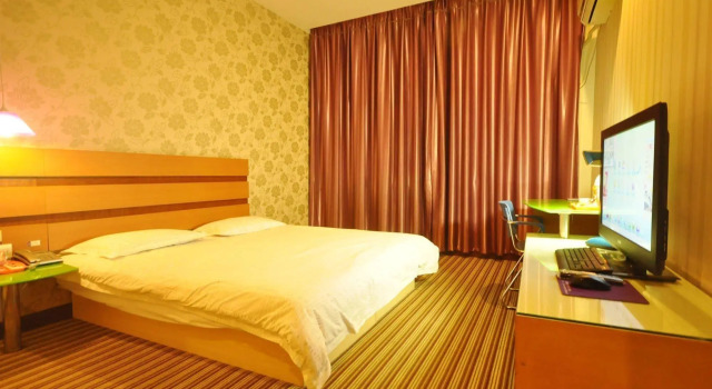 Weilai Yiju Hotel, Prenota Hotel Hotel a Henan con parcheggio, Parcheggio