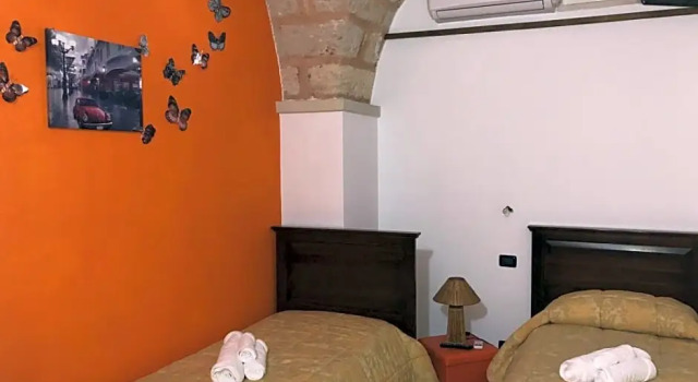 Curti Russi, Varaa Hotelli Monteroni di Lecce Salento