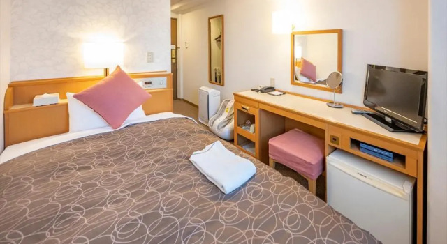Кровать в общем номере (женский номер) Nishitetsu Inn Tenjin