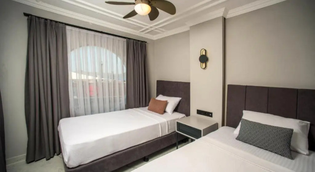 Люкс Art Suites Hotel