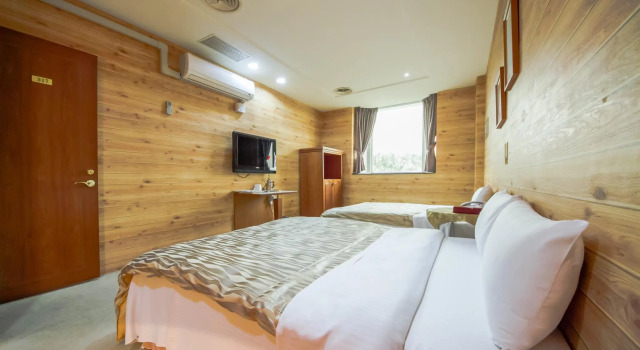 Четырёхместный номер Superior Songyuan B&B
