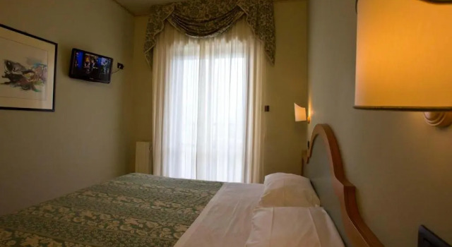 Номер Economy Hotel Sayonara