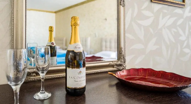 Номер Standard с балконом Отель Paradice Luxury Suites