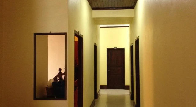Douangvilay Guesthouse, Prenota Hotel Provincia di Luang Prabang Laos