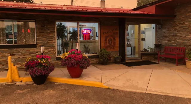 Trailside Inn