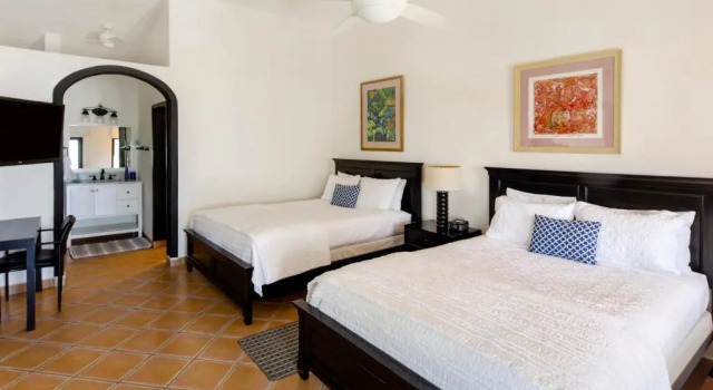 Люкс с 2 комнатами La Marina Inn