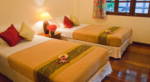 Baan Klang Aow Beach Resort, Varaa Lomakeskus SPA-hotellit kohteessa Central Thailand, SPA