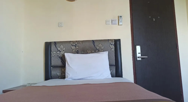 Номер Standard Al-Badar Hotel Syariah Makassar